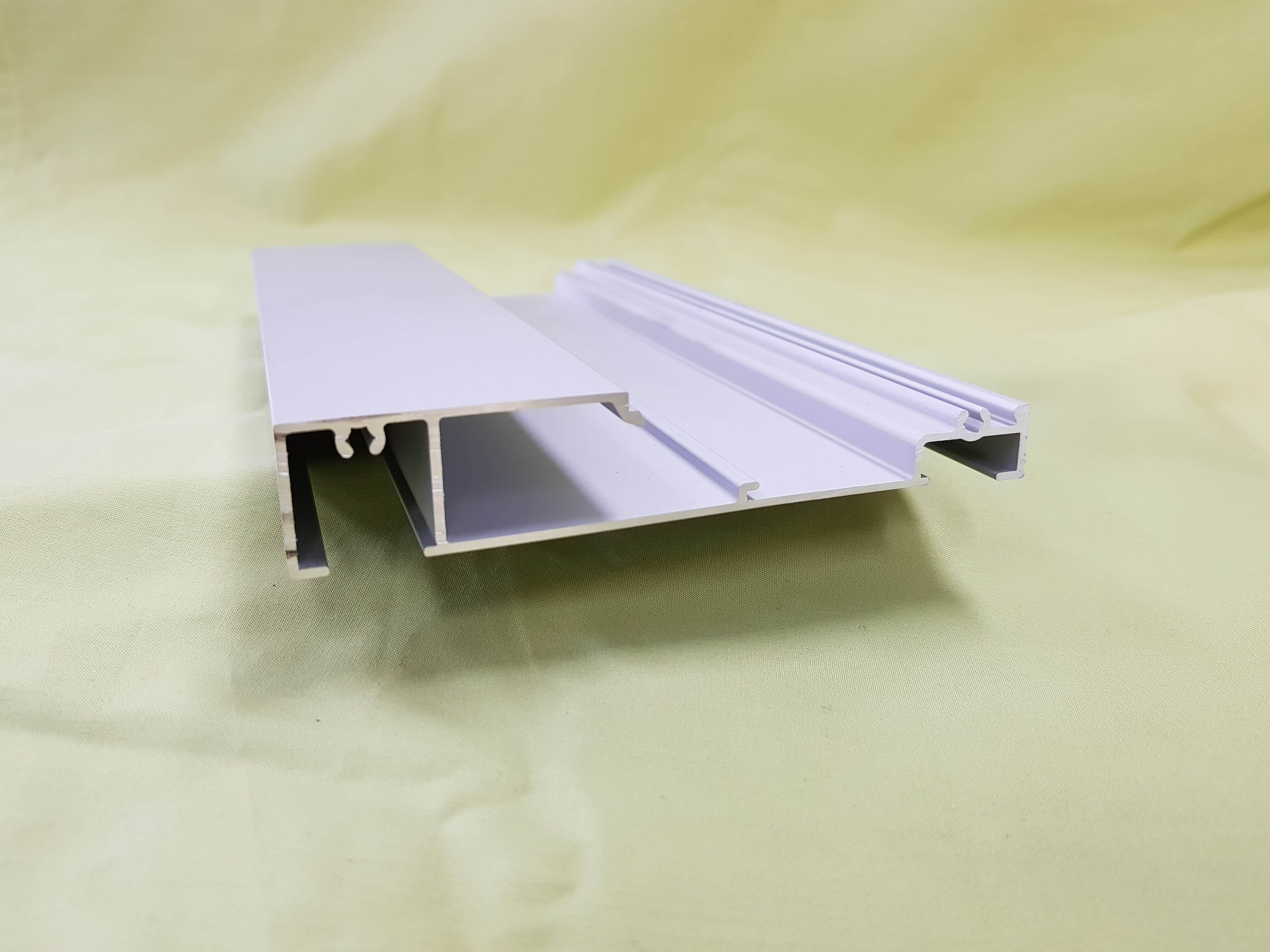 ECONO 76 SILL 76x10 CA 2750