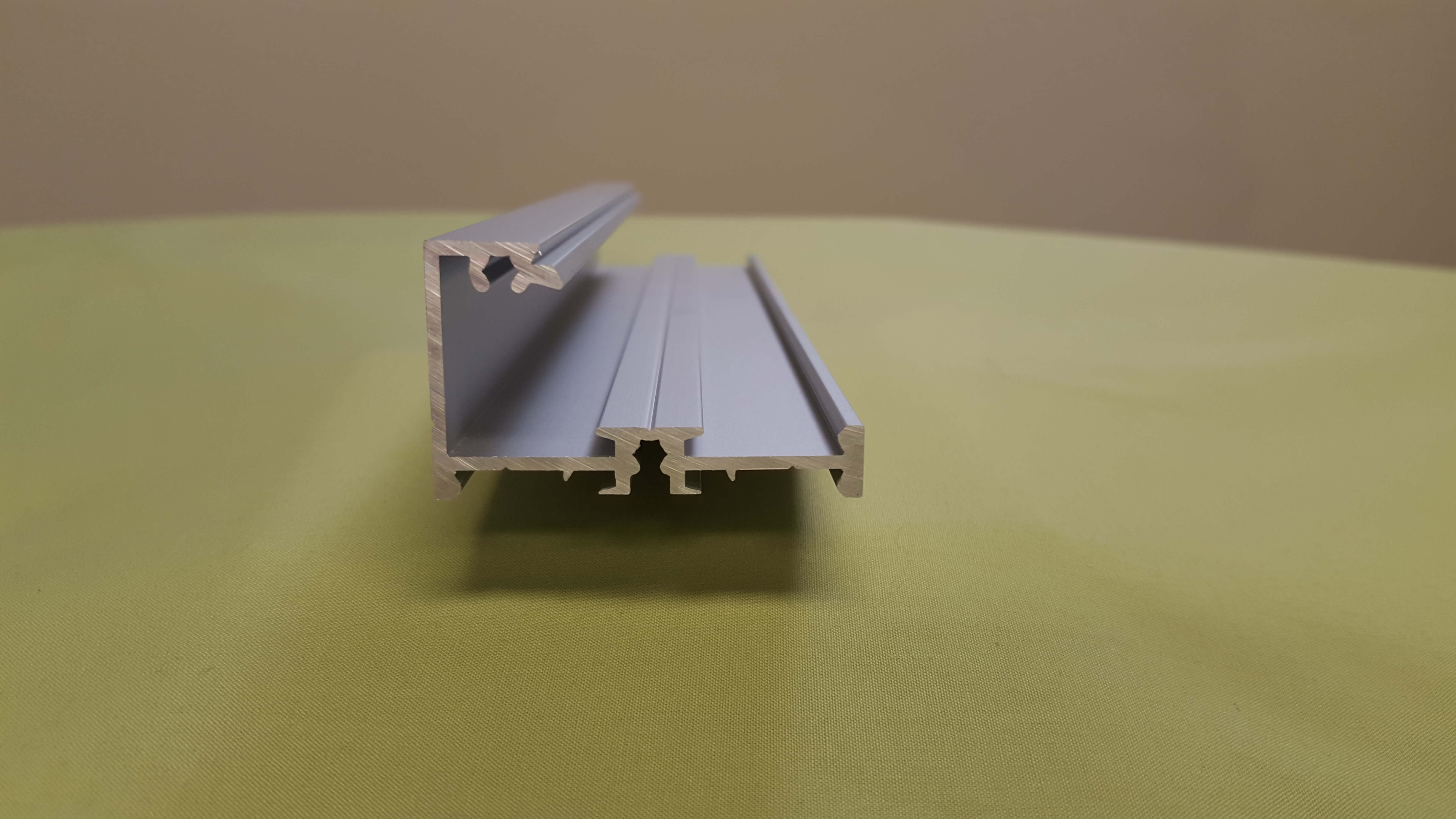 SLIMLINE 45 GLAZING SUITE BASE CA 2750
