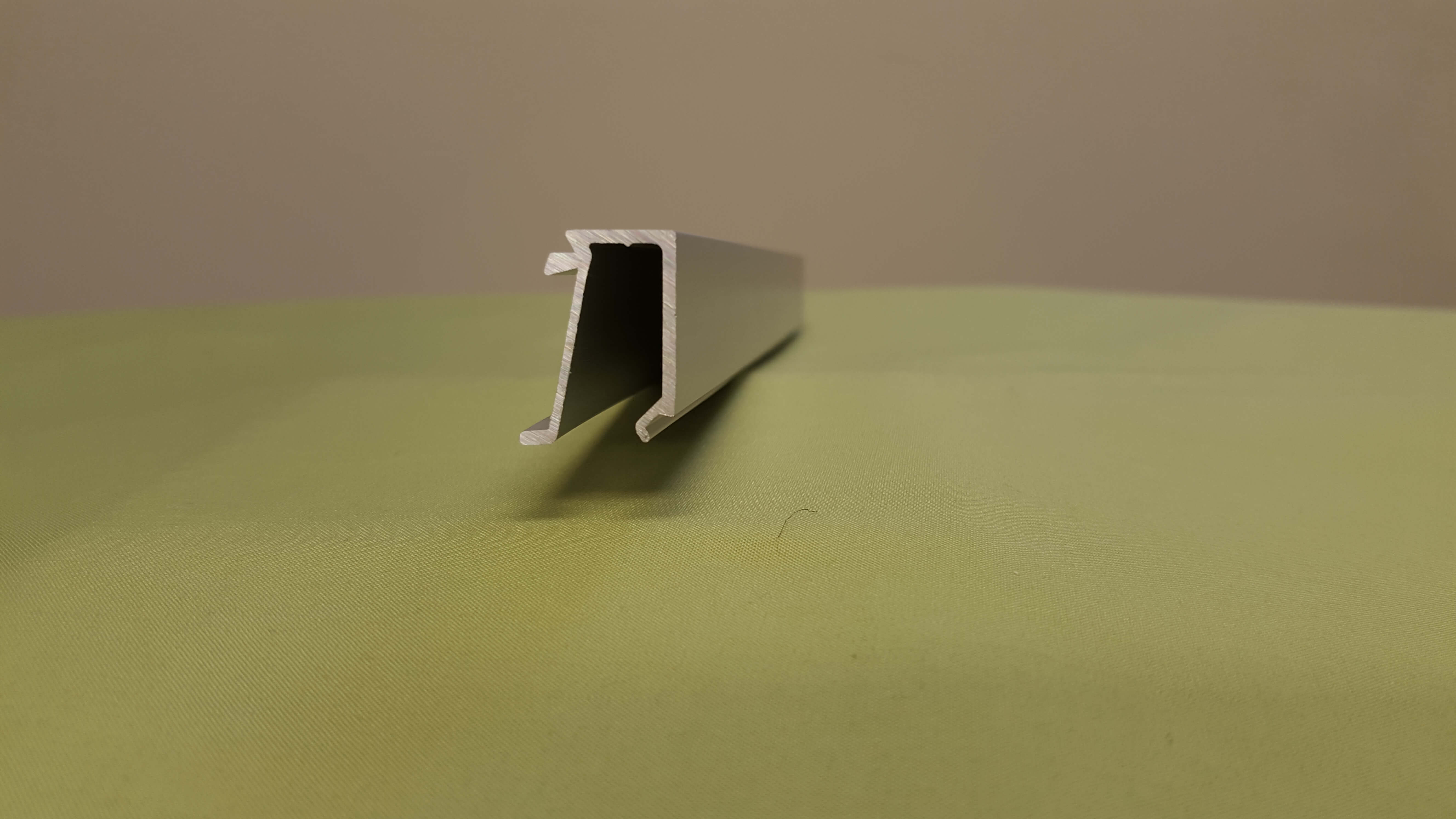 SLIMLINE 45 GLAZING SUITE BEAD CA 2750