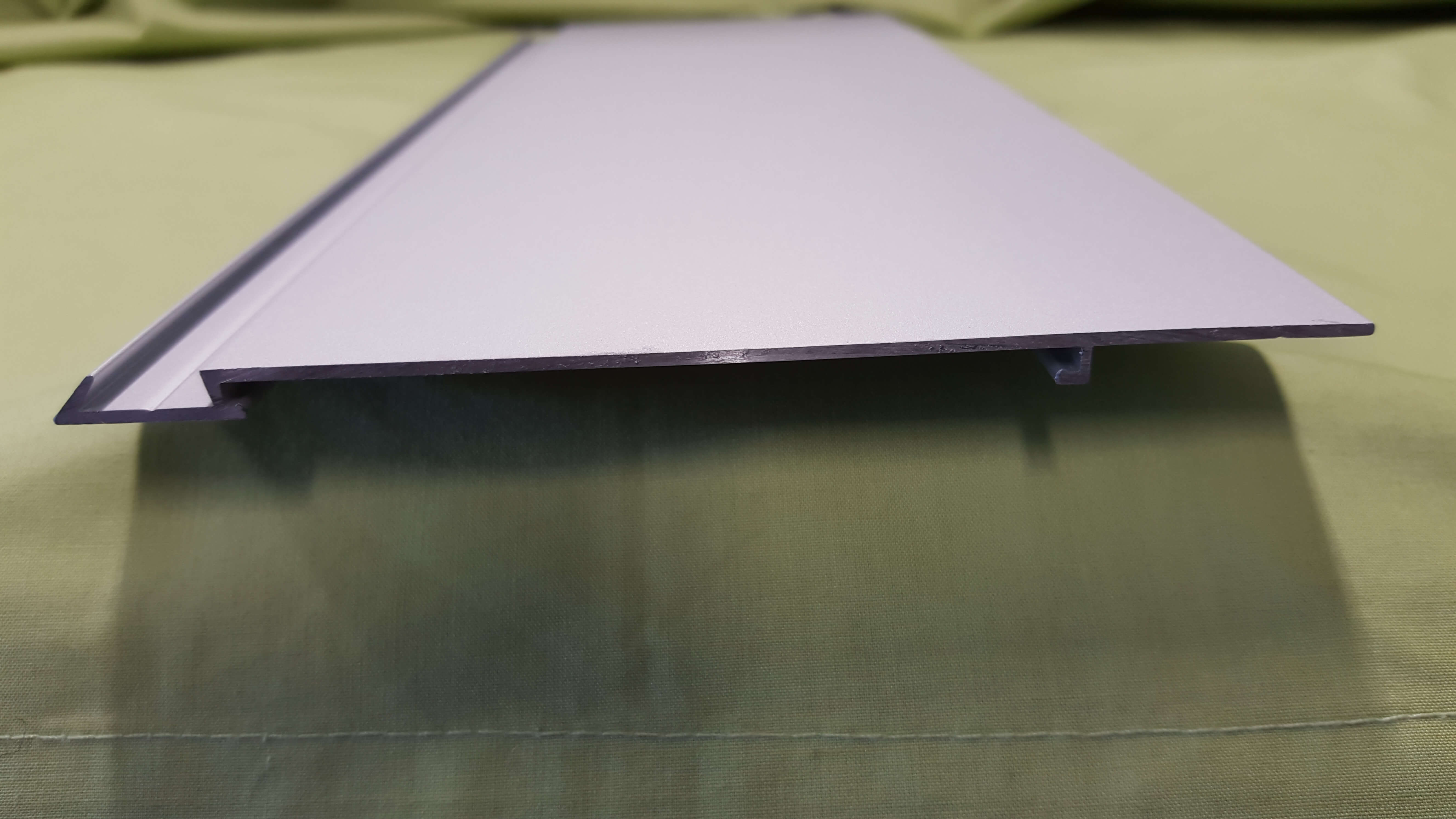 125mm ALUMINIUM SKIRTING CA 3620
