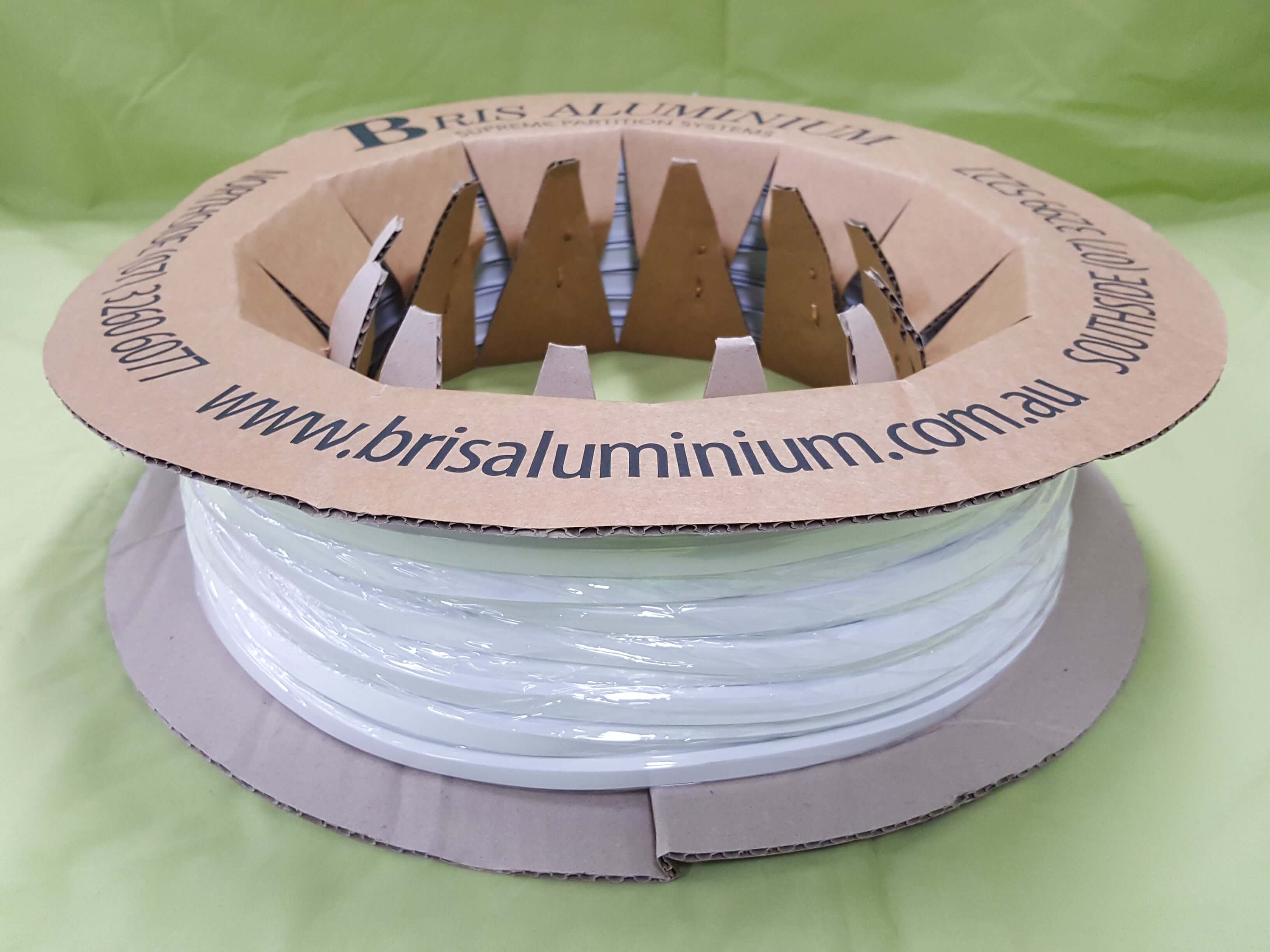 SKIRTING INSERT RUBBER WHITE 100mtr ROLL
