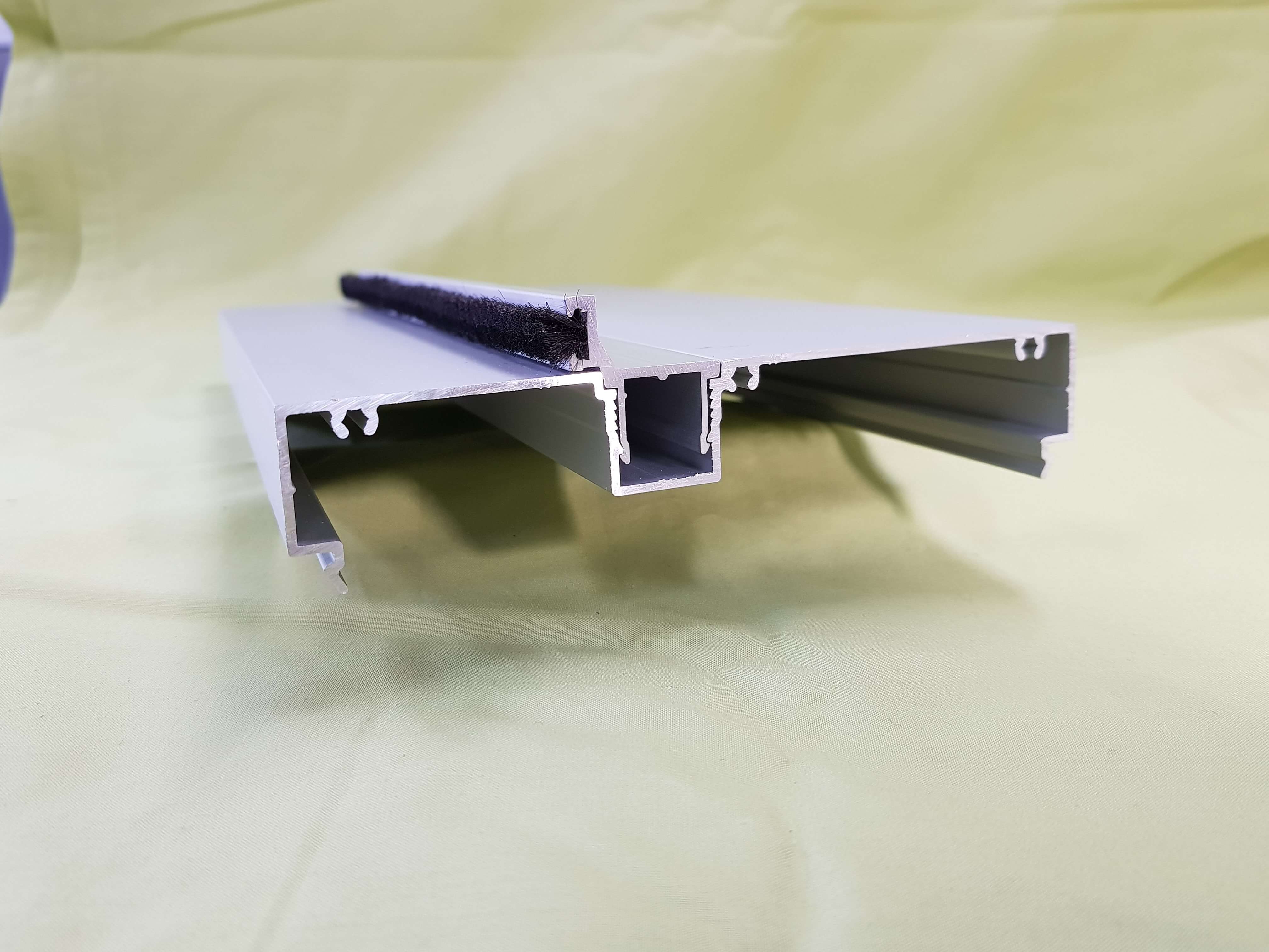 SUPREME 92 DOUBLE DOOR FRAME KIT WITH MATING HEAD CA 2750 X 1849